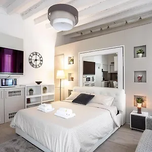 13 Stazione Appartamento Milano
